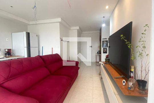 Sala de apartamento para alugar com 2 quartos, 59m² em Alphaville Empresarial, Barueri
