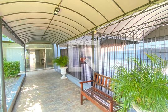 Área Comum - Hall de Entrada de apartamento à venda com 3 quartos, 210m² em Vila Bertioga, São Paulo