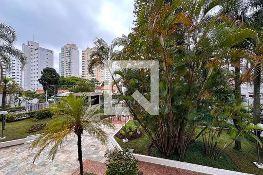 Vista Quarto 3 de apartamento para alugar com 3 quartos, 114m² em Vila Congonhas, São Paulo