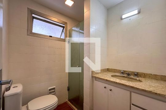 Banheiro Suíte de apartamento para alugar com 3 quartos, 114m² em Vila Congonhas, São Paulo