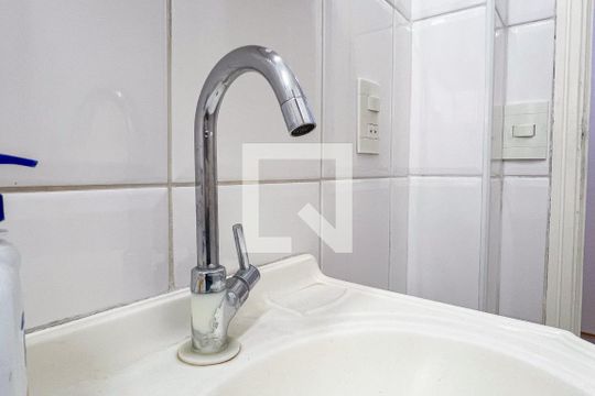 Banheiro de apartamento para alugar com 1 quarto, 45m² em Moema, São Paulo