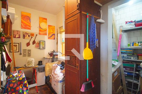 Quarto de Serviço de apartamento à venda com 4 quartos, 190m² em Centro, Novo Hamburgo