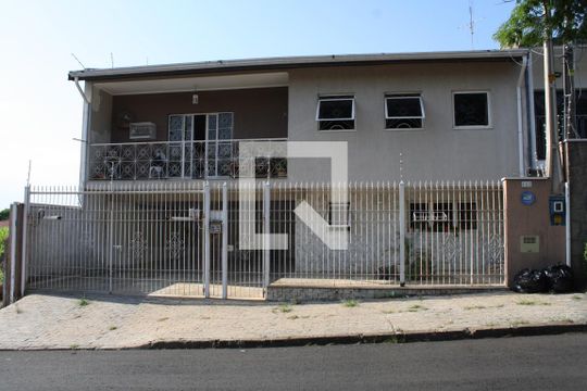 Fachada de casa à venda com 3 quartos, 337m² em Jardim Eulina, Campinas