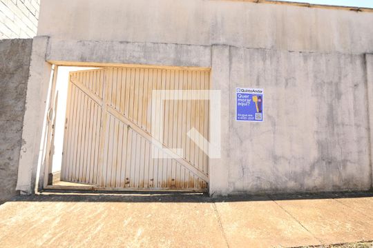 Fachada de casa para alugar com 3 quartos, 370m² em Nova Brasília, Aparecida de Goiânia