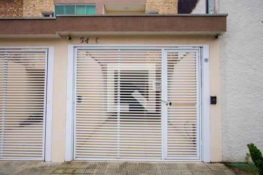 Fachada de casa à venda com 2 quartos, 143m² em Vila América, Santo André