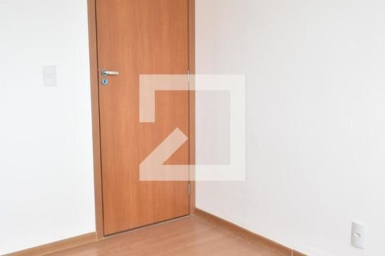 Quarto 1 de apartamento para alugar com 2 quartos, 42m² em Campo Grande, Rio de Janeiro