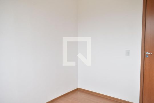 Quarto 1 de apartamento para alugar com 2 quartos, 42m² em Campo Grande, Rio de Janeiro