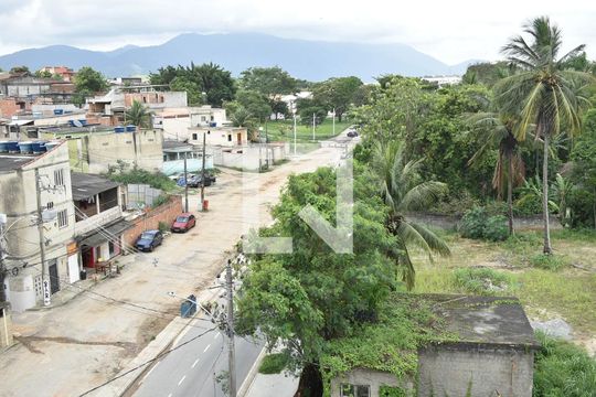Vista da Area de Serviço de apartamento para alugar com 2 quartos, 42m² em Campo Grande, Rio de Janeiro