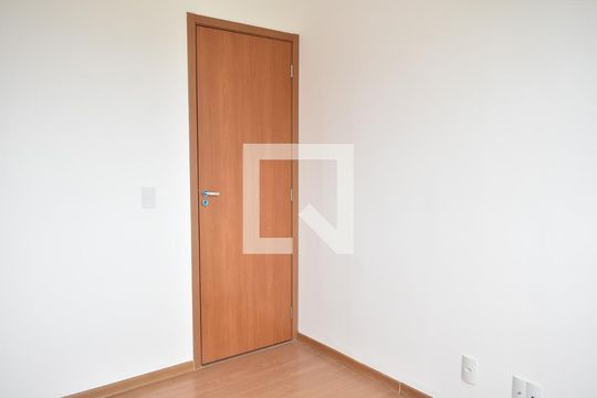 Quarto 1 de apartamento para alugar com 2 quartos, 42m² em Campo Grande, Rio de Janeiro