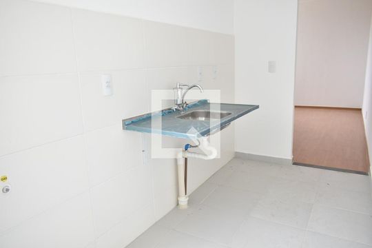 Cozinha de apartamento para alugar com 2 quartos, 42m² em Campo Grande, Rio de Janeiro