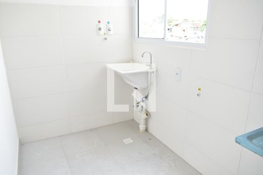 Área de Serviço de apartamento para alugar com 2 quartos, 42m² em Campo Grande, Rio de Janeiro