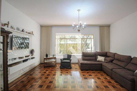 Sala de TV de casa para alugar com 5 quartos, 300m² em Vila Mariana, São Paulo