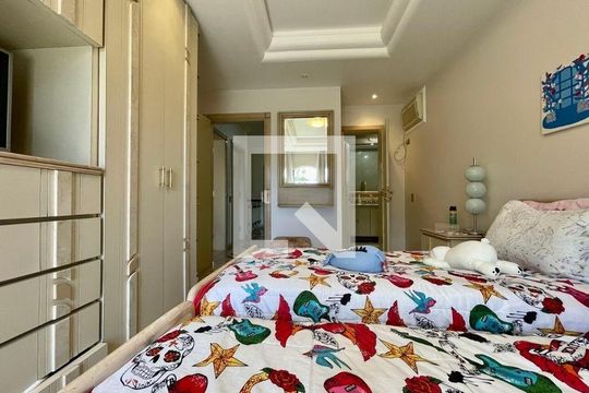 Casa para alugar com 4 quartos, 1180m² em Interlagos, São Paulo
