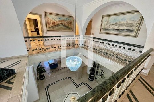 Casa para alugar com 4 quartos, 1180m² em Interlagos, São Paulo