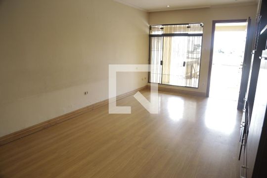 Sala de casa à venda com 6 quartos, 375m² em Vila Comercial, São Paulo