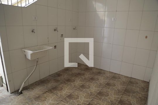 Área de Serviço de casa à venda com 6 quartos, 375m² em Vila Comercial, São Paulo
