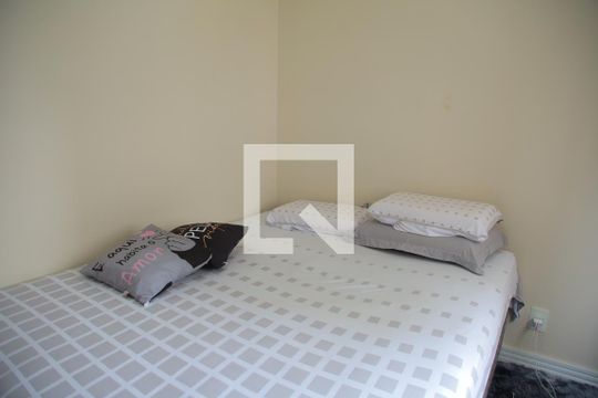 Quarto de apartamento à venda com 2 quartos, 56m² em Jardim Roberto, Osasco