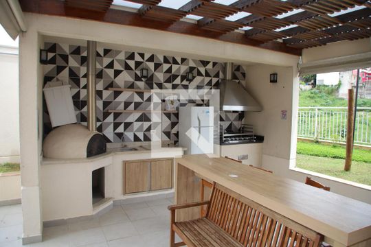 Área comum de apartamento para alugar com 2 quartos, 56m² em Jardim Roberto, Osasco