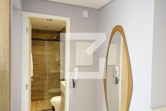 Corredor de apartamento para alugar com 1 quarto, 33m² em Vila Mariana, São Paulo