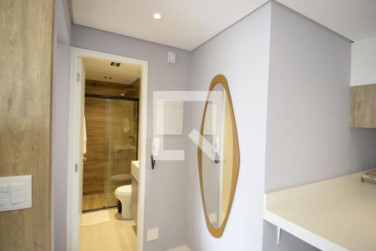 Corredor de apartamento para alugar com 1 quarto, 33m² em Vila Mariana, São Paulo