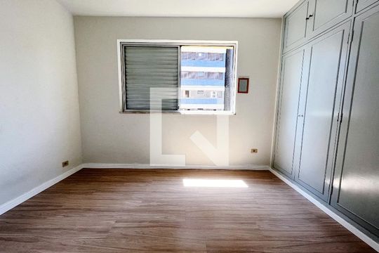 Quarto  de apartamento à venda com 1 quarto, 46m² em Vila Itapura, Campinas