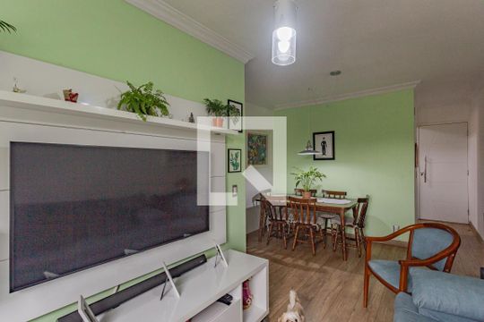 Sala de apartamento para alugar com 3 quartos, 56m² em Jardim Santa Emília, São Paulo