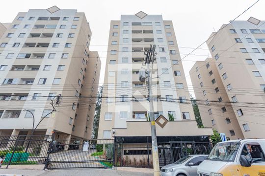 Fachada de apartamento para alugar com 3 quartos, 56m² em Jardim Santa Emília, São Paulo