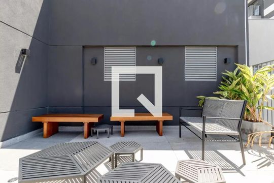 Área comum de kitnet/studio à venda com 1 quarto, 24m² em Indianópolis, São Paulo