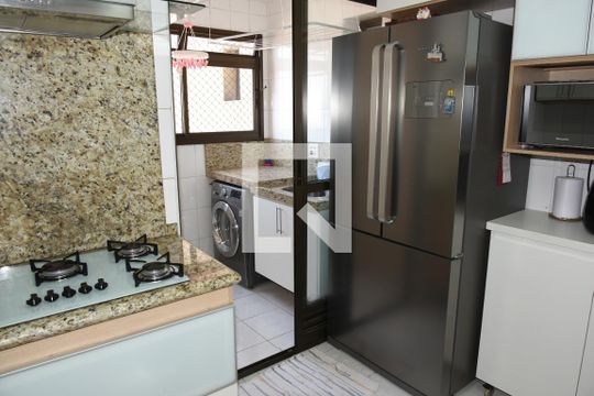 Cozinha de apartamento à venda com 3 quartos, 85m² em Jardim Santa Cruz (campo Grande), São Paulo
