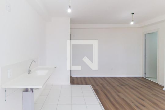 Cozinha  de apartamento à venda com 1 quarto, 38m² em Liberdade, São Paulo