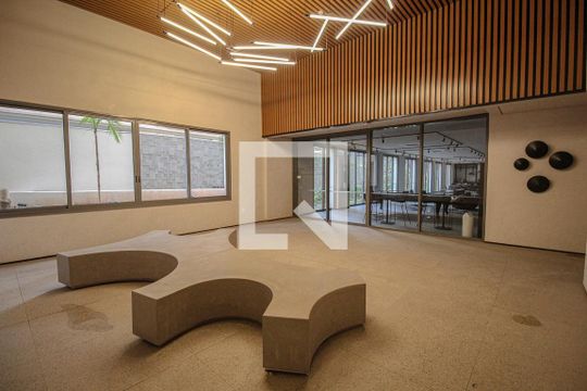 Hall de entrada de apartamento à venda com 3 quartos, 85m² em Vila Mariana, São Paulo