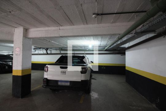 Garagem de apartamento para alugar com 2 quartos, 90m² em Baeta Neves, São Bernardo do Campo