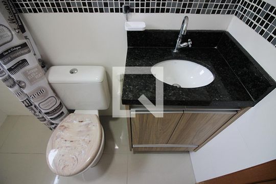 Banheiro Social 2 de apartamento para alugar com 2 quartos, 90m² em Baeta Neves, São Bernardo do Campo