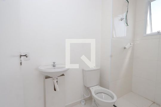 Banheiro de apartamento à venda com 1 quarto, 31m² em Vila Tolstoi, São Paulo