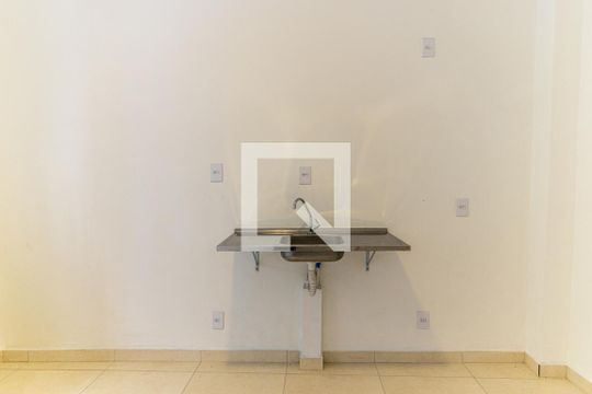 Cozinha de kitnet/studio para alugar com 1 quarto, 28m² em Santa Cecilia, São Paulo