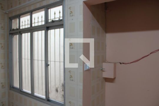 Cozinha de casa para alugar com 2 quartos, 150m² em Vila Ipojuca, São Paulo