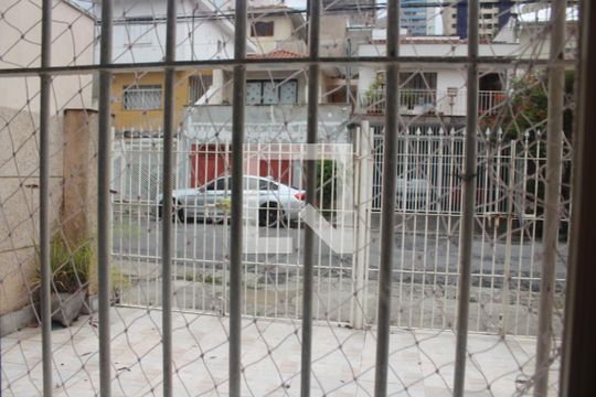 Vista da Sala de casa para alugar com 2 quartos, 150m² em Vila Ipojuca, São Paulo