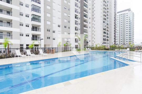 Piscina de apartamento para alugar com 2 quartos, 88m² em Campestre, Santo André