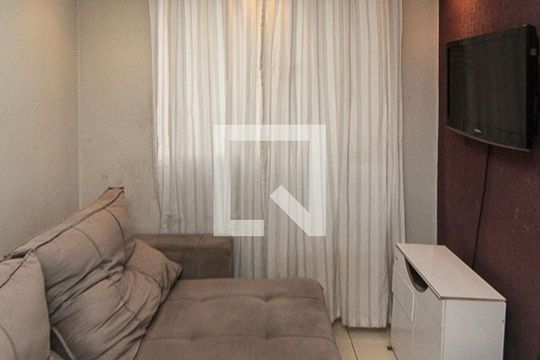 Sala de apartamento à venda com 2 quartos, 44m² em Jardim Angela (zona Leste), São Paulo
