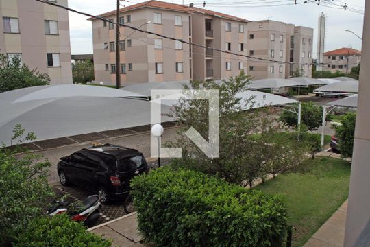 Vista da Sala de apartamento para alugar com 2 quartos, 44m² em Parque São Jorge, Campinas
