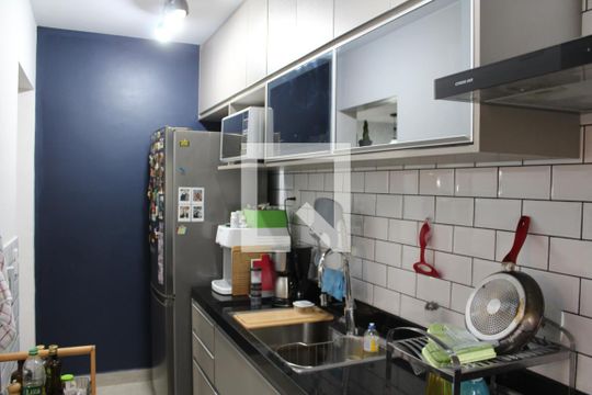 Cozinha de apartamento à venda com 2 quartos, 88m² em Vila Romana, São Paulo