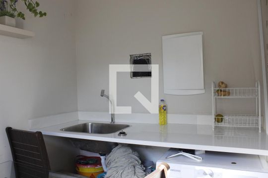 Área de Serviço de casa à venda com 3 quartos, 170m² em Vila Brandina, Campinas