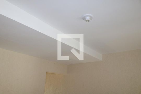 Sala de casa para alugar com 2 quartos, 70m² em Jardim Tremembe, São Paulo