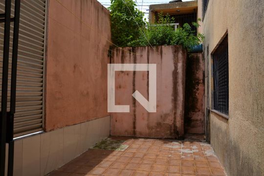 Quintal casa 2 de casa à venda com 4 quartos, 180m² em Santo Antônio, São Caetano do Sul