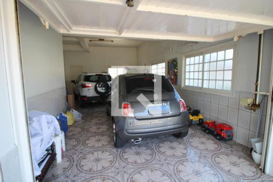 Garagem de casa à venda com 5 quartos, 410m² em Harmonia, Canoas