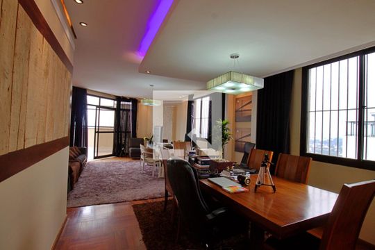 Sala  de apartamento à venda com 4 quartos, 490m² em Jardim Leonor, São Paulo