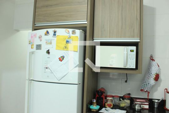 Cozinha de apartamento para alugar com 2 quartos, 70m² em Jardim Adriana, Guarulhos