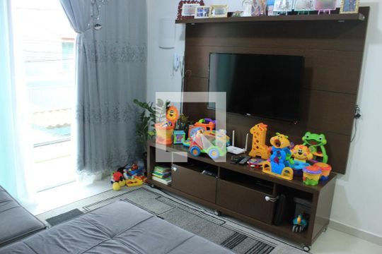 Sala de apartamento para alugar com 2 quartos, 70m² em Jardim Adriana, Guarulhos