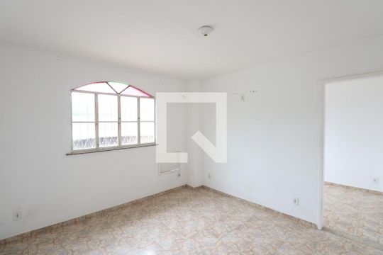 Quarto 1 de casa de condomínio para alugar com 3 quartos, 200m² em Galo Branco, São Gonçalo