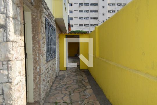 Corredor de casa para alugar com 3 quartos, 191m² em Vila Mariana, São Paulo